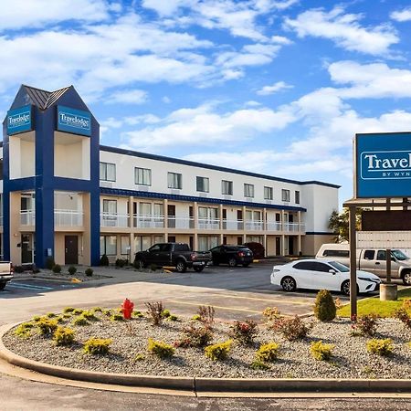 Travelodge By Wyndham Fort Wayne North Exteriér fotografie