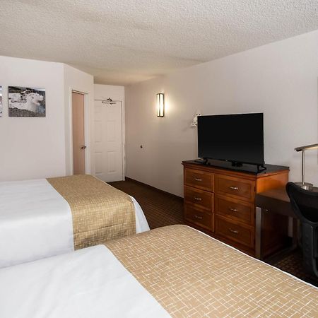 Travelodge By Wyndham Fort Wayne North Exteriér fotografie
