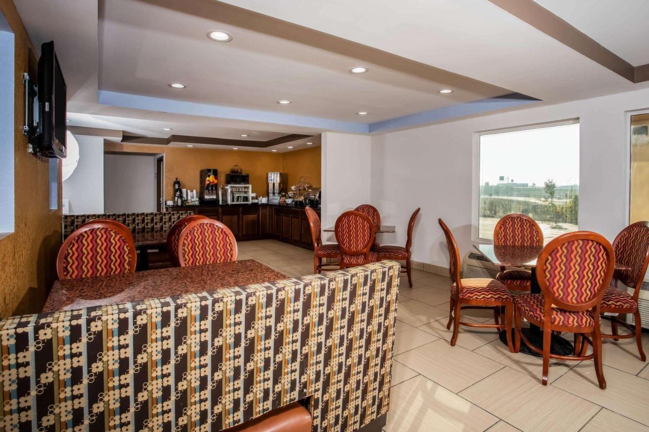 Travelodge By Wyndham Fort Wayne North Exteriér fotografie