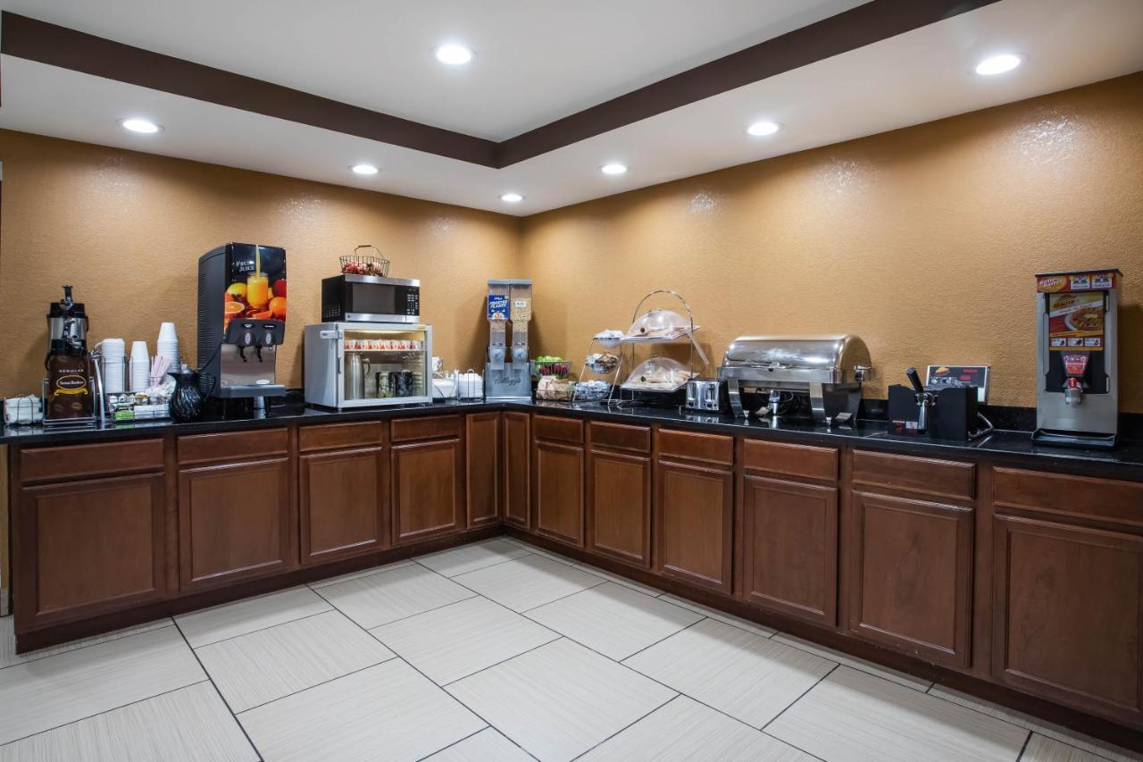 Travelodge By Wyndham Fort Wayne North Exteriér fotografie
